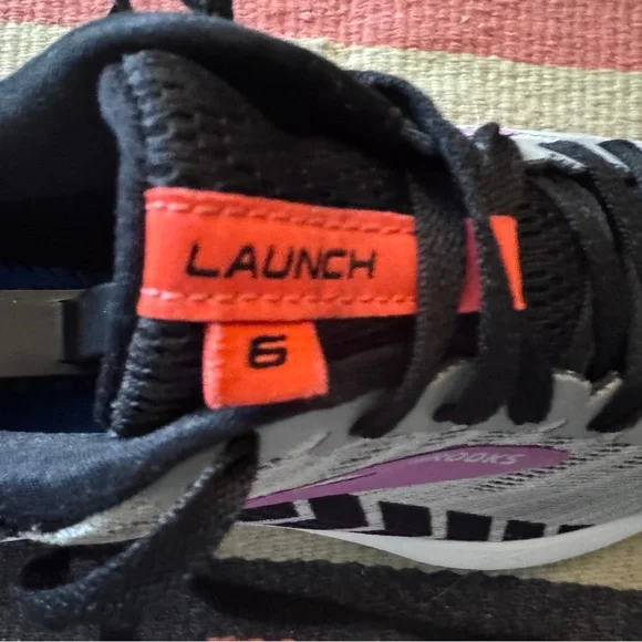Brooks “LAUNCH 6”Gray Athletic Shoes with Orange and Purple Highlights Sz 7.5 - Picture 6 of 12